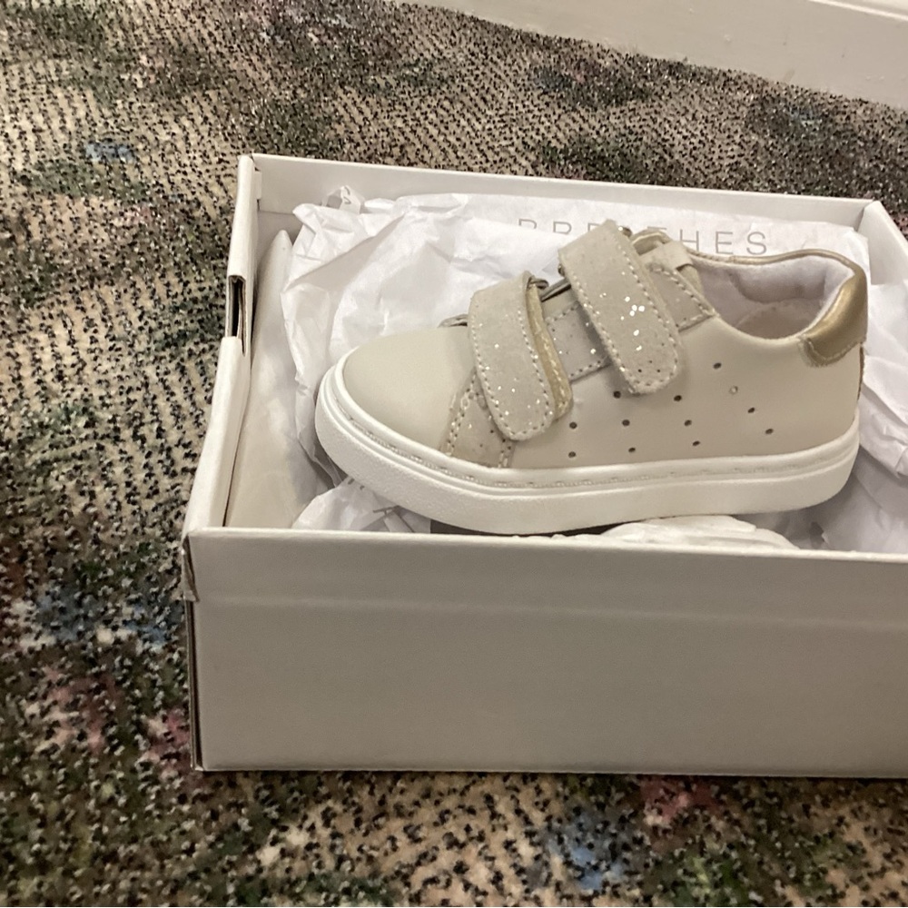 Geox Kids Beige Sneakers with Glitter Straps